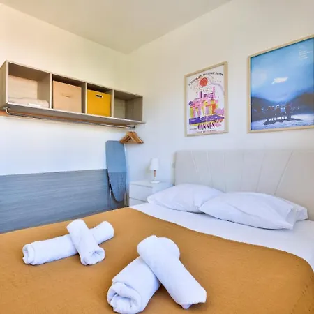 Cosy 1 Bedroom Flat With Balcony Near La Croisette