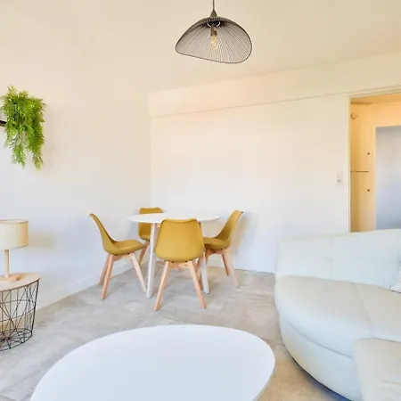 Cosy 1 Bedroom Flat With Balcony Near La Croisette * Канны