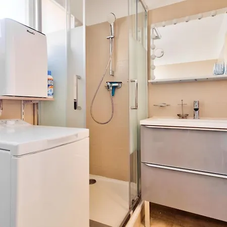 Cosy 1 Bedroom Flat With Balcony Near La Croisette Апартаменты Канны