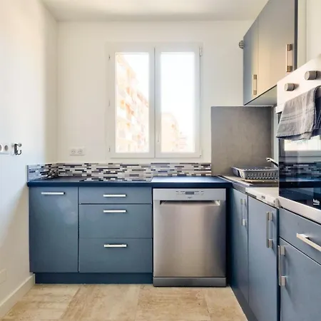 Cosy 1 Bedroom Flat With Balcony Near La Croisette